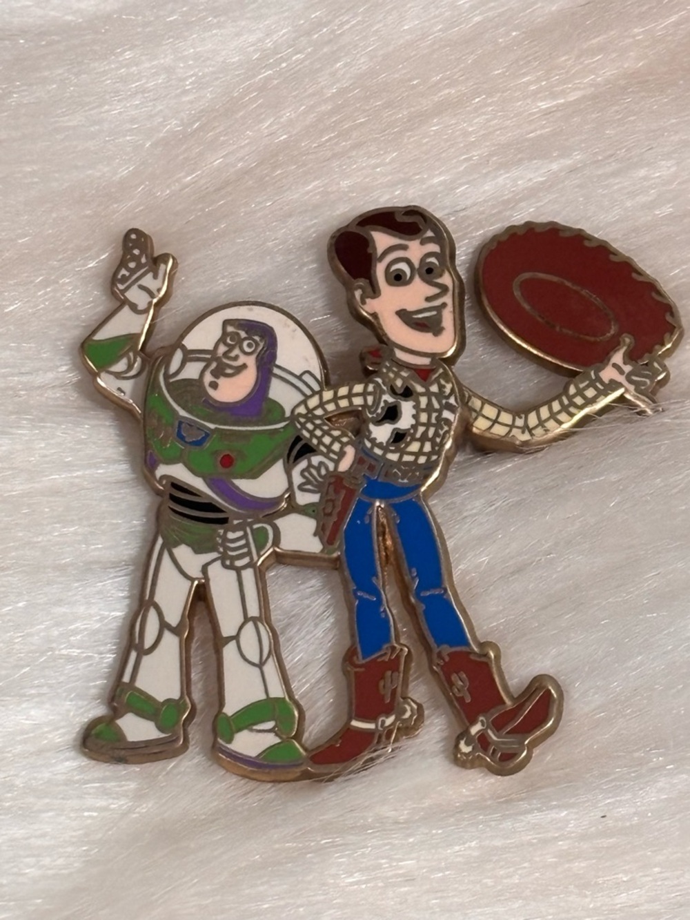 Disney Toy Story Woody And Buzz Lightyear Pin Waving 2008